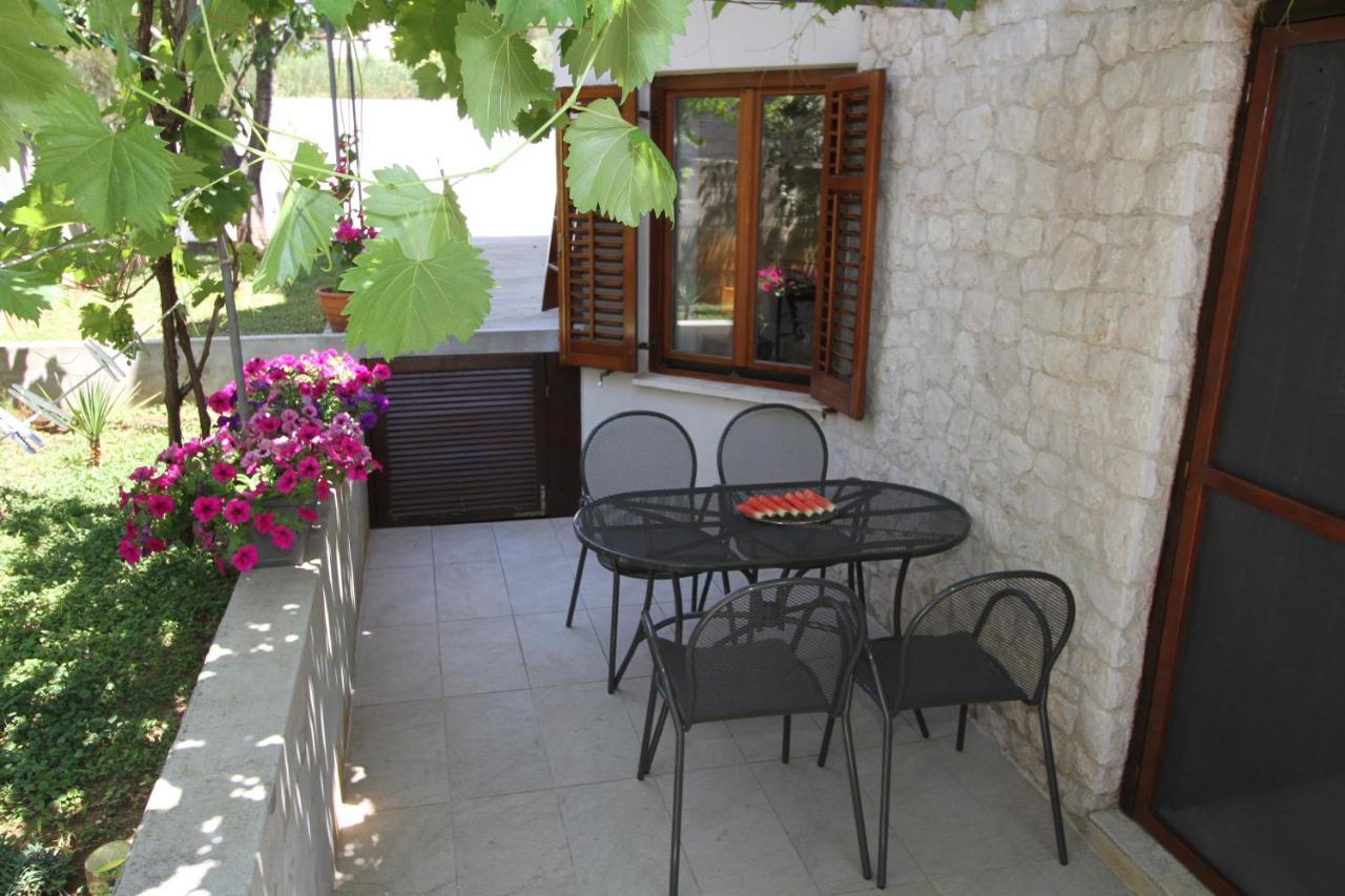 Holiday Apartment Rokov ซาดาร์ ภายนอก รูปภาพ